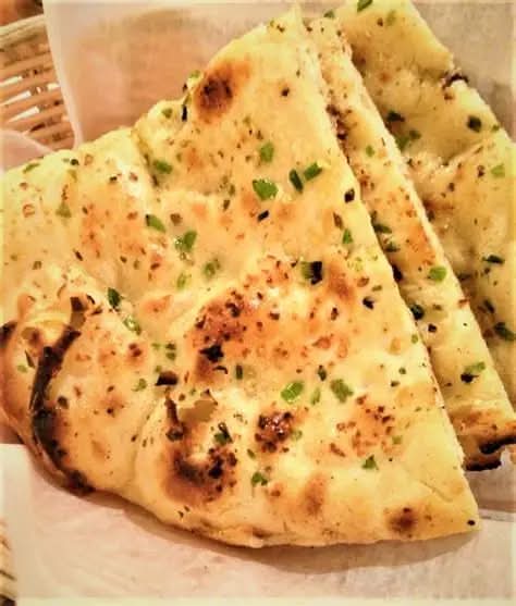 ガーリックナン garlic naan