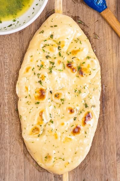 バターガーリックナン Butter Garlic Naan