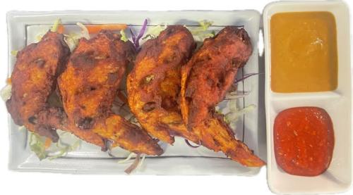 チキンウィング（揚げ）4個入り / Chicken Wings 4pic